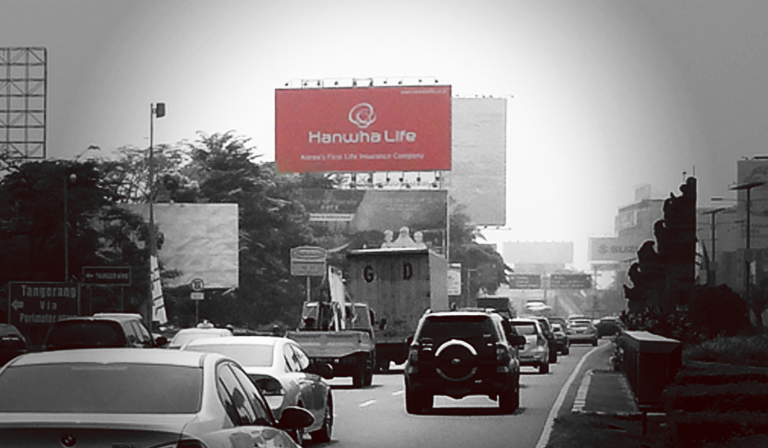 Hanwha – Billboard Frontlite
