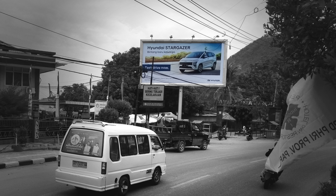 Hyundai – Billboard Frontlite